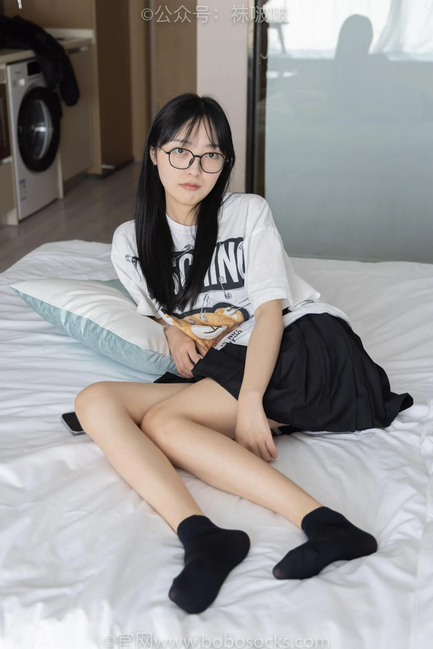 [BoBoSocks袜啵啵]NO.033 稚予-贝壳头、天鹅绒黑袜、天鹅绒白袜 [154P]插图4